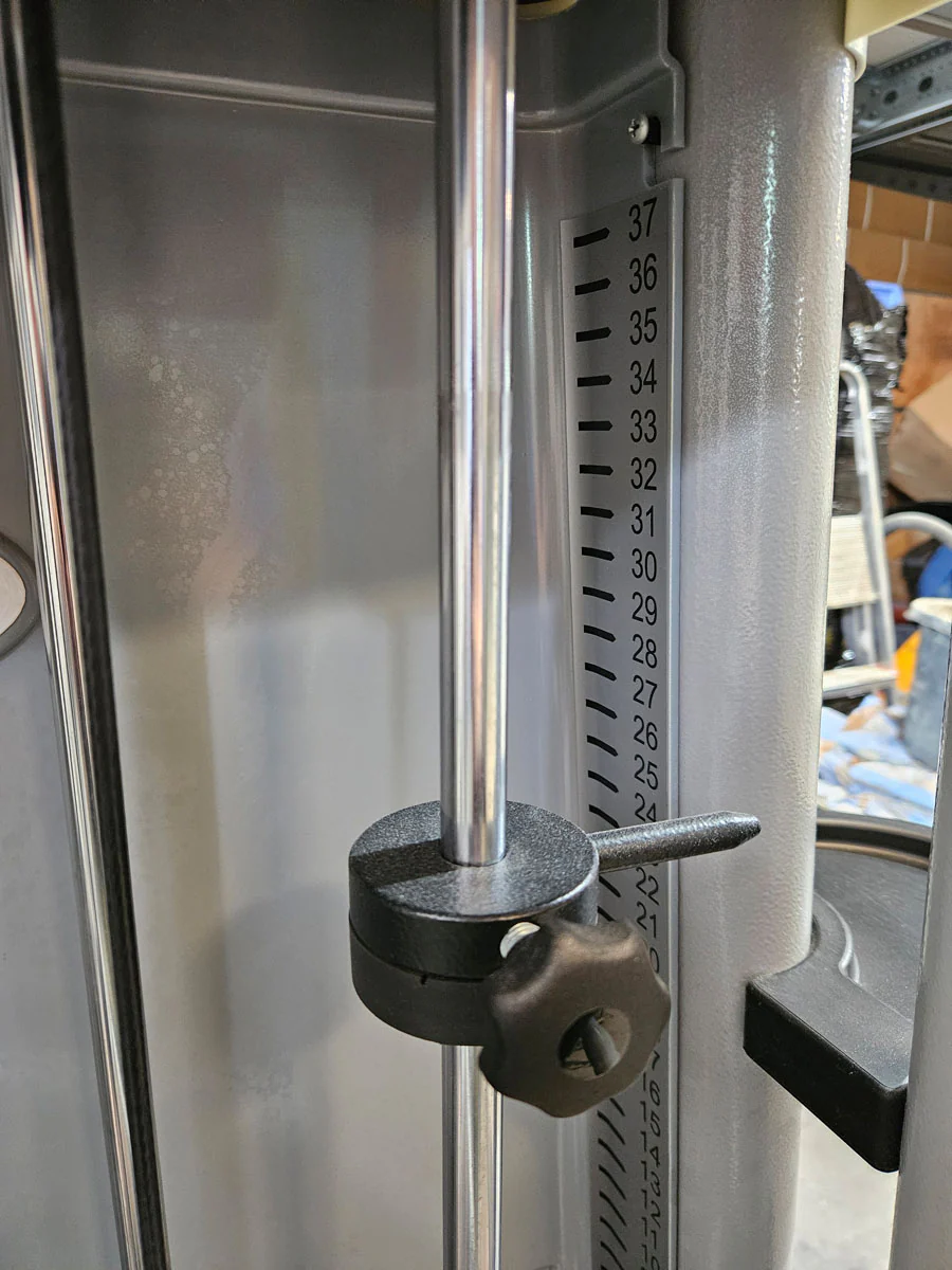 Ergo-Fit Leg Flexion 4100 S Med mit Display, Beinbeuger sitzend mit medizinischer Zulassung, MPG, Baujahr 2020, Rahmen Silber, gebraucht - überholter Zustand - Image 17