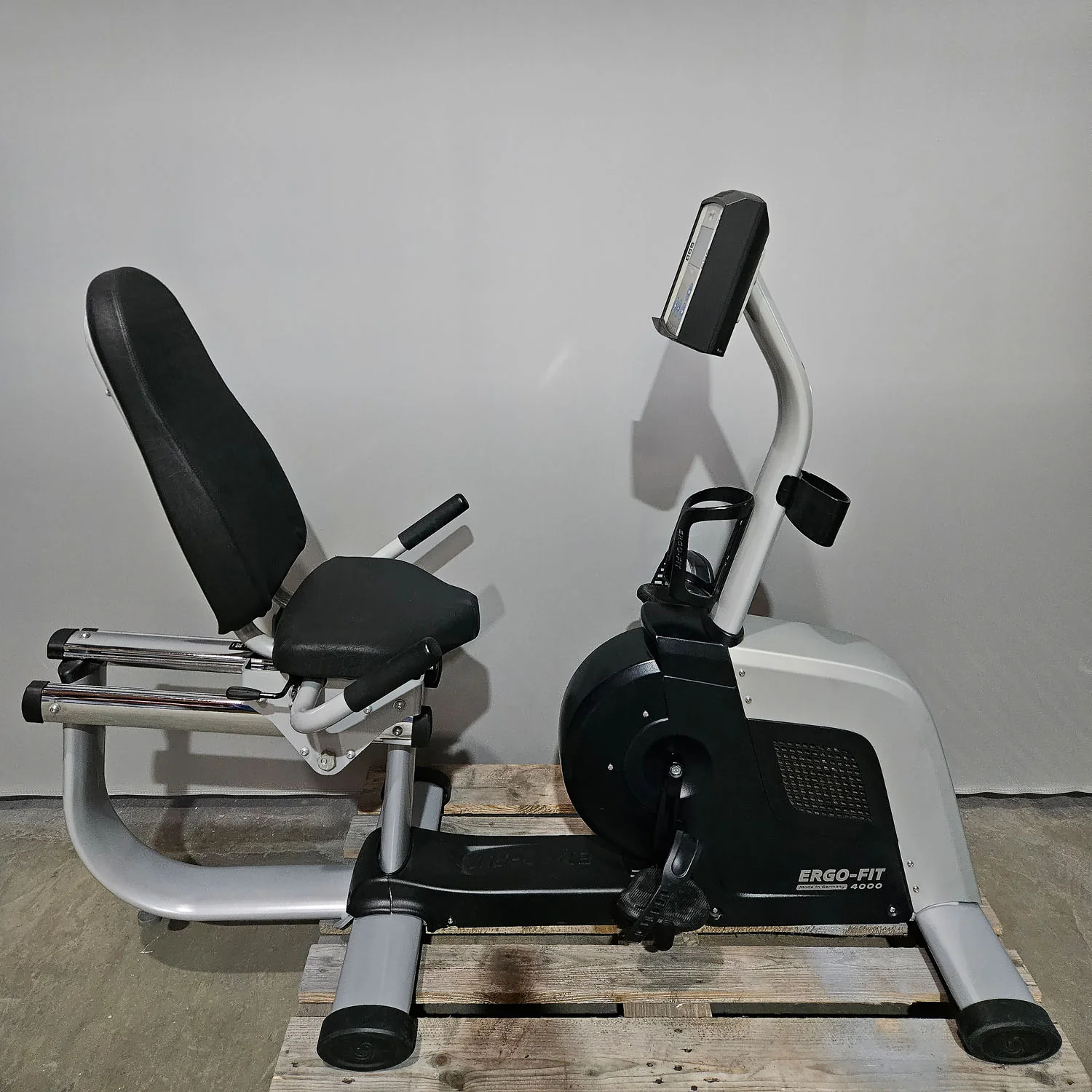 Ergo-Fit Recumbent 4000, LiegeErgometer, tiefer Durchstieg, gebrauchter - überholter Zustand - Image 2