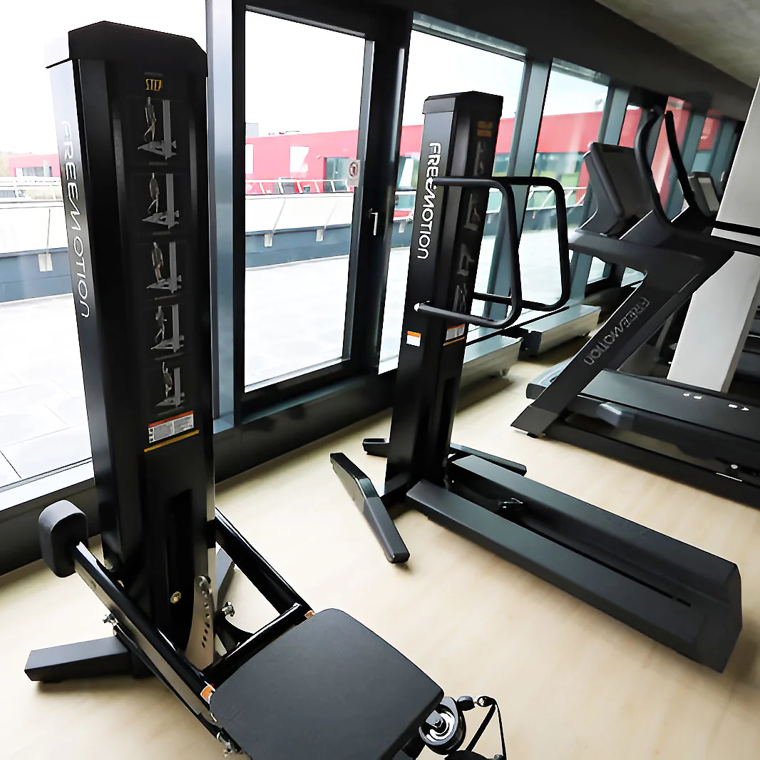 Freemotion Genesis Kraftgeräte Set, 10 Bilaterale Kabelzug Fitnessgeräte, Baujahr 2019 und 2020 - auch als Zirkel nutzbar, Made in USA - gebraucht - Neuwertiger Zustand - Image 11