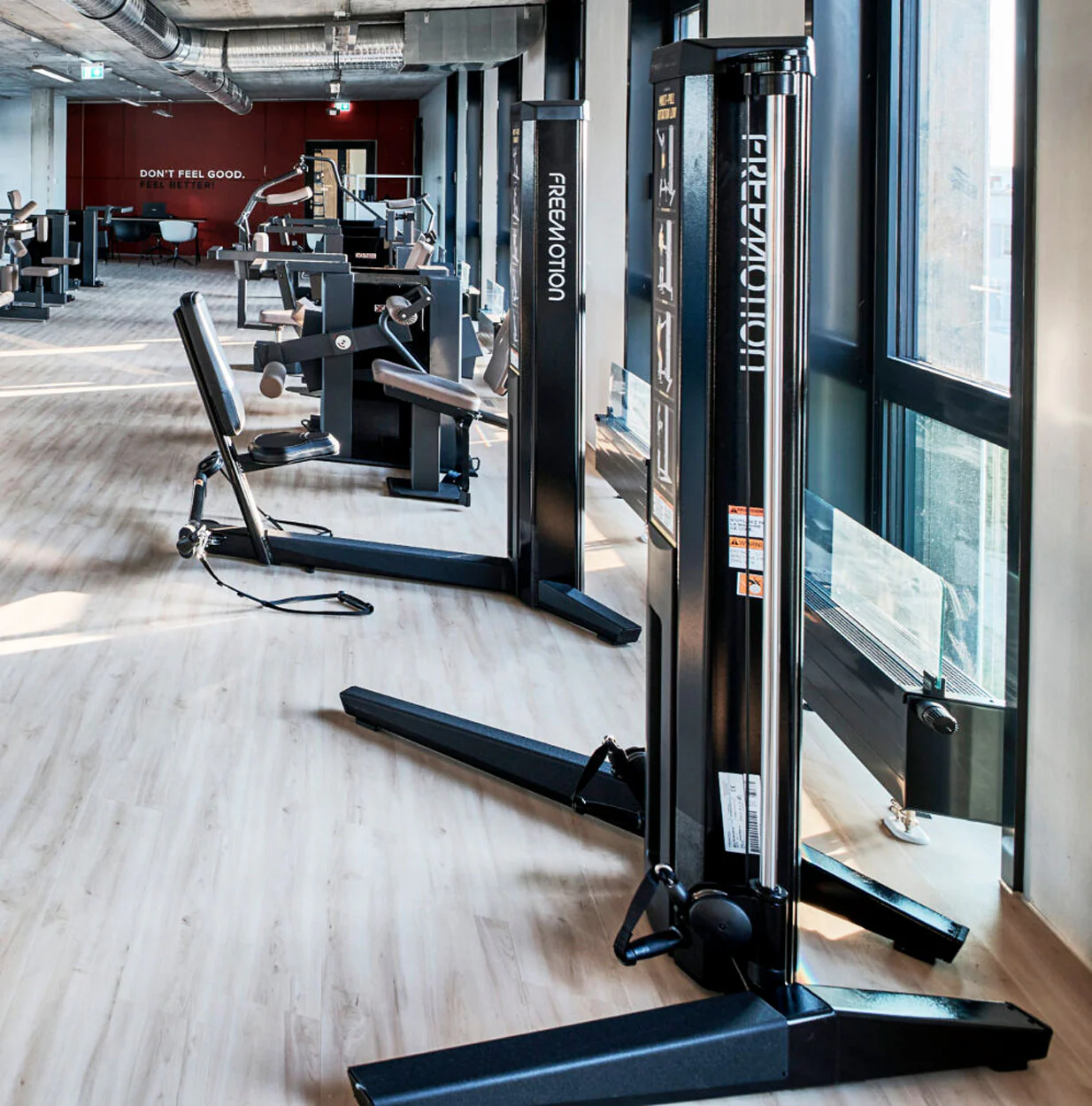 Freemotion Genesis Kraftgeräte Set, 10 Bilaterale Kabelzug Fitnessgeräte, Baujahr 2019 und 2020 - auch als Zirkel nutzbar, Made in USA - gebraucht - Neuwertiger Zustand - Image 14