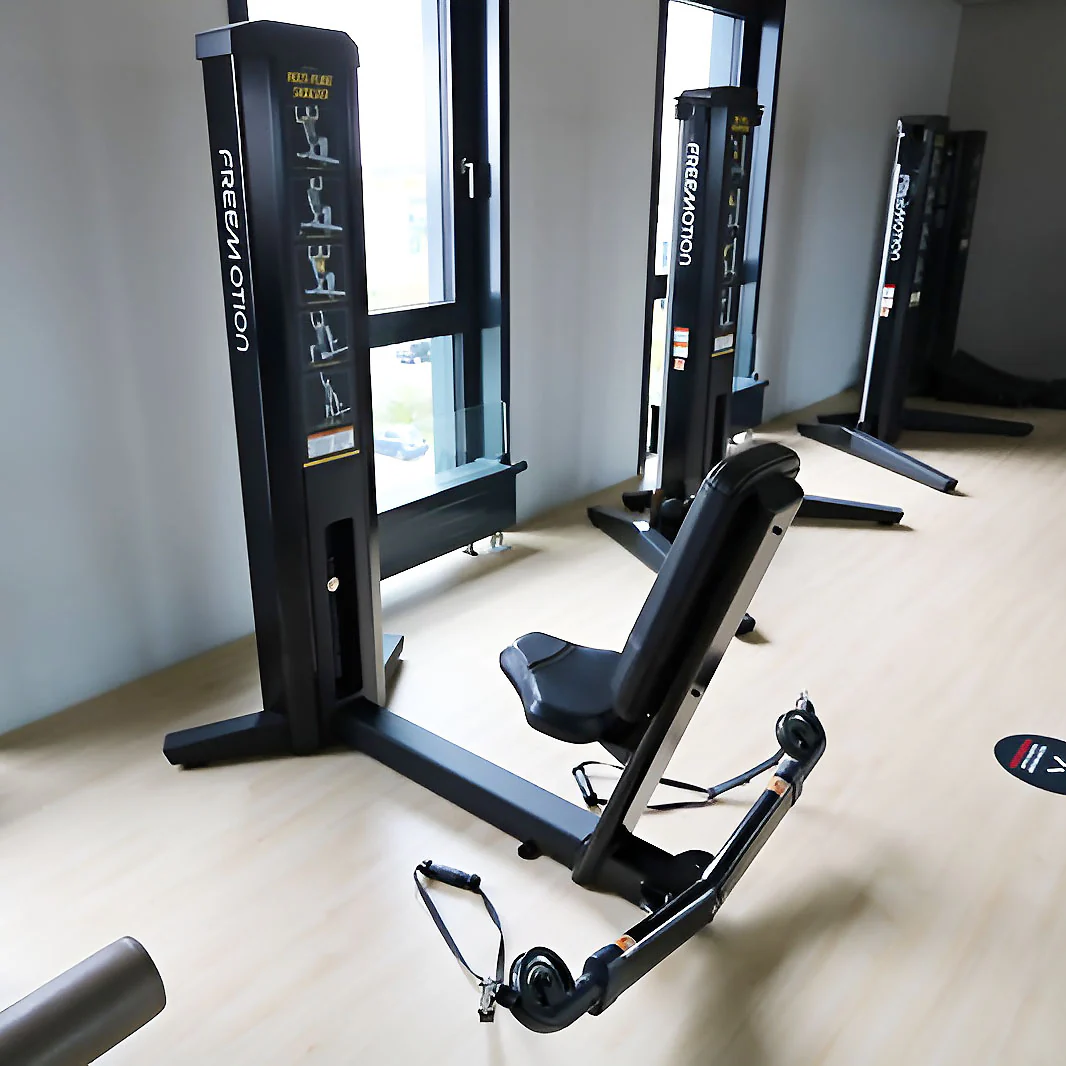 Freemotion Genesis Kraftgeräte Set, 10 Bilaterale Kabelzug Fitnessgeräte, Baujahr 2019 und 2020 - auch als Zirkel nutzbar, Made in USA - gebraucht - Neuwertiger Zustand - Image 5