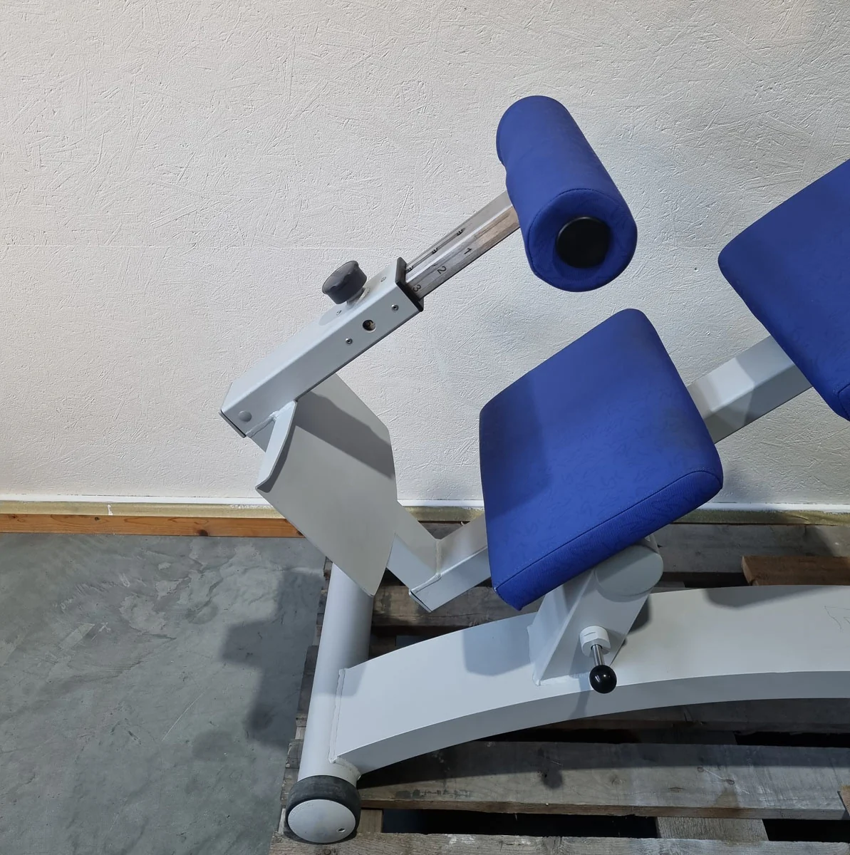 Frei Genius Basic Lateral-Lumbaltrainer, Hyperextension 15 bis 45° verstellbar, Rückenstreckerbank, Rahmenfarbe Silber, gebraucht - überholter Zustand - Image 11