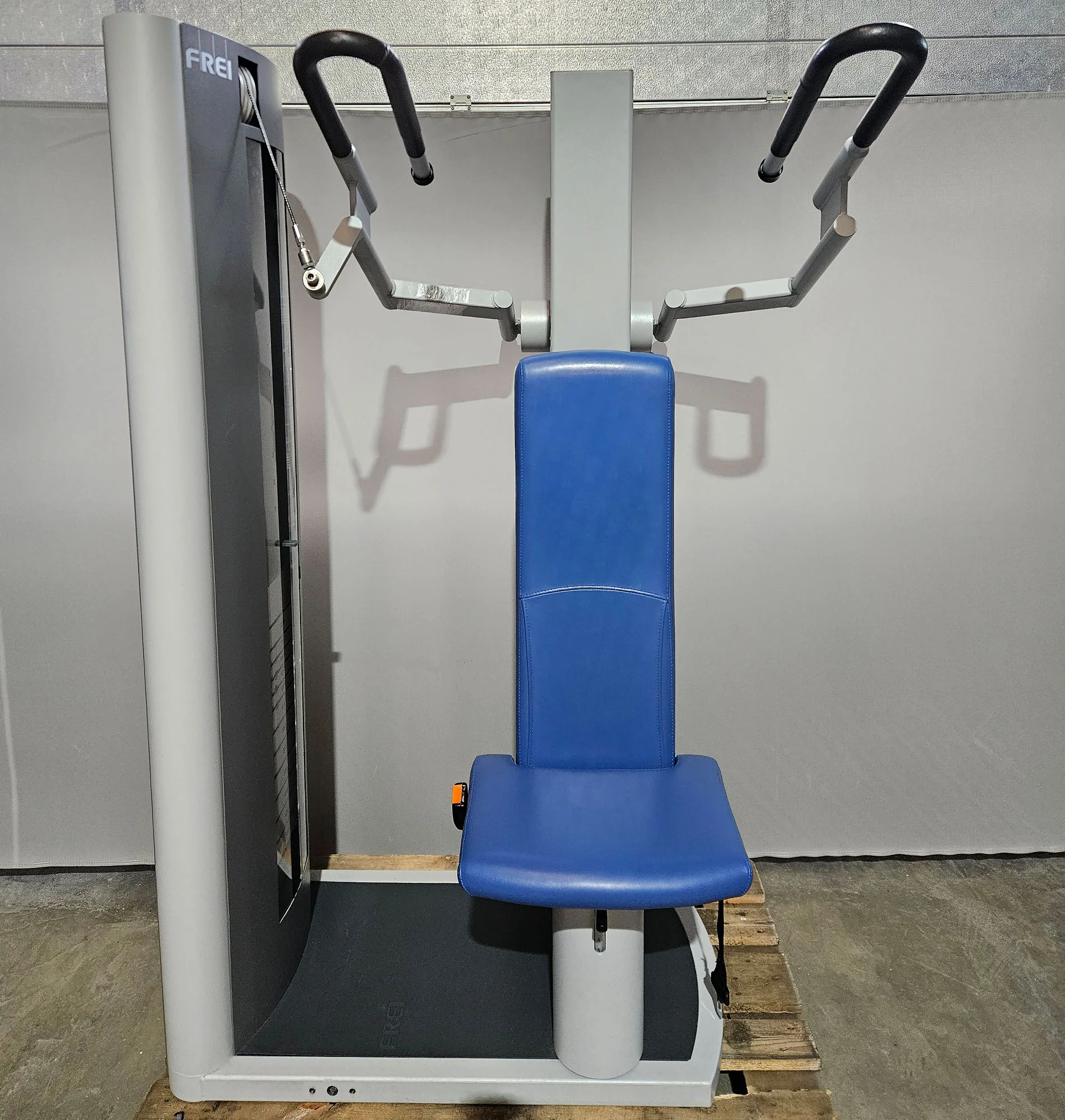 Frei Genius Eco 10er Gerätesatz, MPG, KGG, MED Zulassung, 10 Kraftgeräte im Set, Medical Physio Serie, Silber, gebraucht - überholter Zustand - Image 10