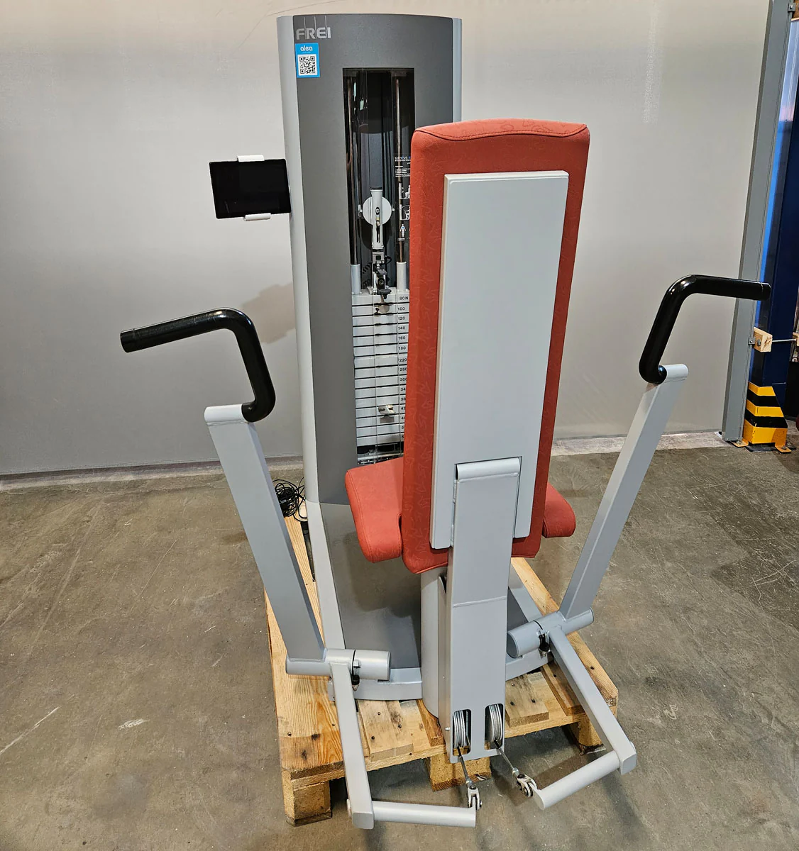 Frei Genius Eco 12er Gerätesatz, Optional mit smarten Displays, MPG, KGG, MED Zulassung, 12 Kraftgeräte im Set, Medical Physio Serie, Silber, gebraucht - überholter Zustand - Image 7