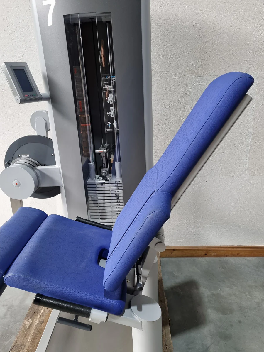 Frei Genius Eco Beinstrecker verstellbar, Kniestrecker, Leg Extension, Rahmenfarbe Silber, gebraucht - überholter Zustand - Image 9