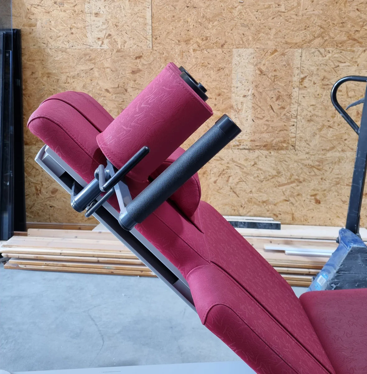 Frei Genius Eco Funktionsstemme - verstellbare Beinpresse, Rahmenfarbe Silber, Polsterfarbe Rot, gebraucht - überholter Zustand - Image 14