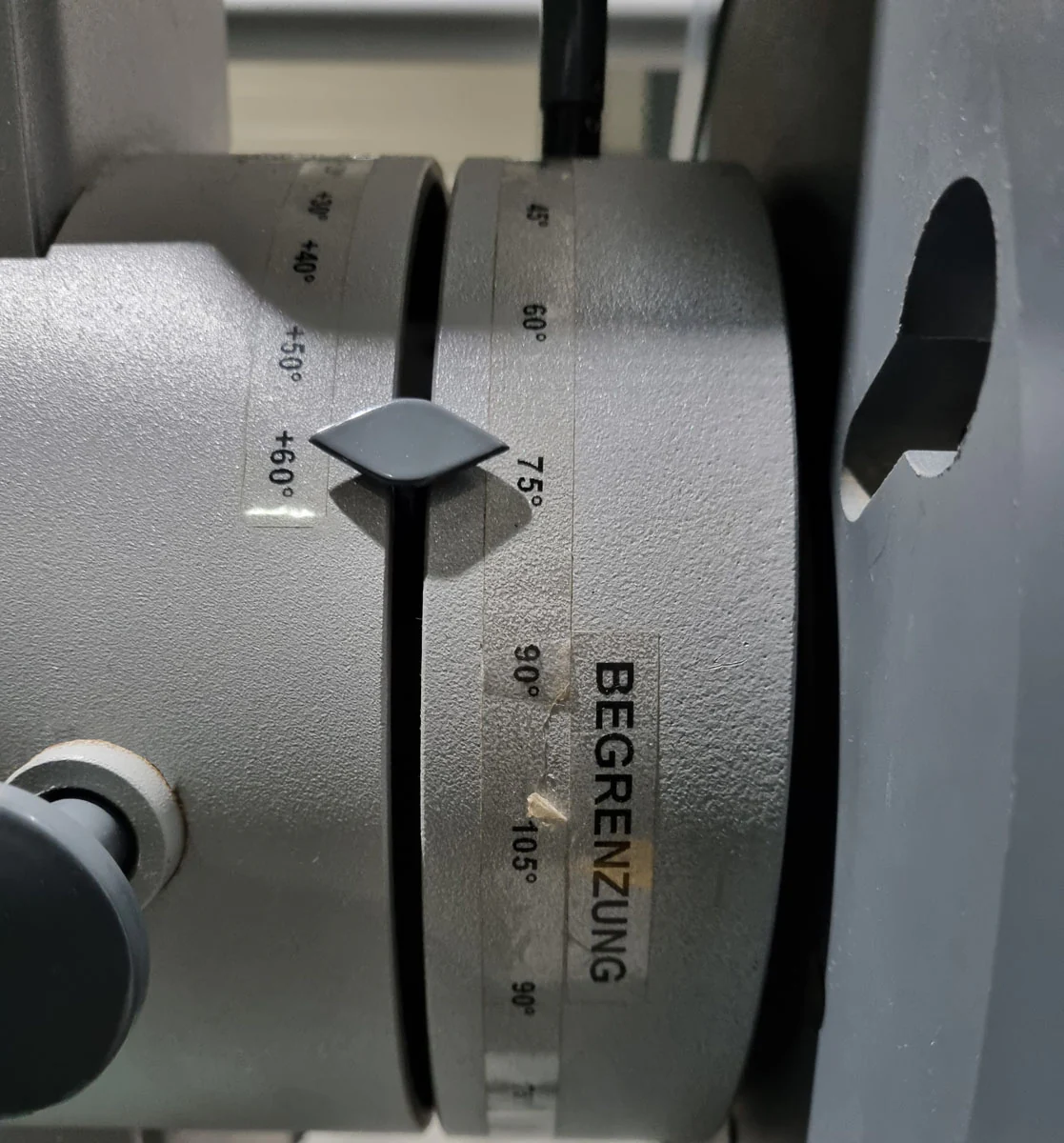 Frei Genius Hüftmaschine, Hüftpendel, Multi Hip, Kickmaschine, Total Hip auch für Ab-Adduktoren Training nutzbar, Rahmenfarbe Silber - gebraucht - überholter Zustand - Image 13