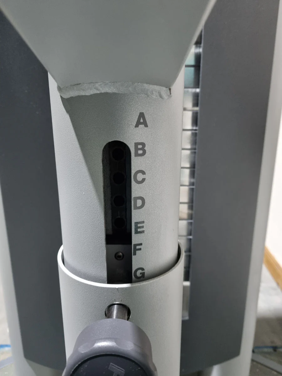 Frei Genius Lateral-Zug, Latzug von Oben mit Seilzug, Lat-Machine, Pulldown, Rahmenfarbe Silber - gebraucht - überholter Zustand - Image 7