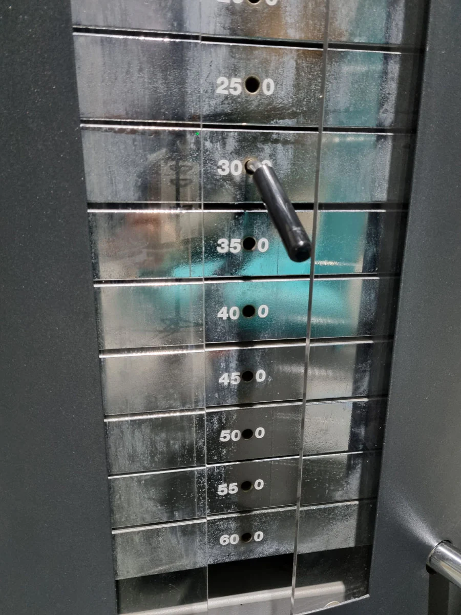 Frei Genius Schulterblattfixator und Stützstemme - Latzug Pulldown und Dips - Kombigerät 2 in 1, Rahmenfarbe Silber - gebraucht - überholter Zustand - Image 11