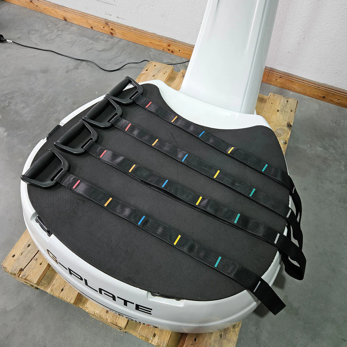 G-Plate by POWRX, Vibrationsplatte mit Luftfederung, Touchscreen Display, Farbe Weiß, gebraucht - geprüfter Zustand - Image 10