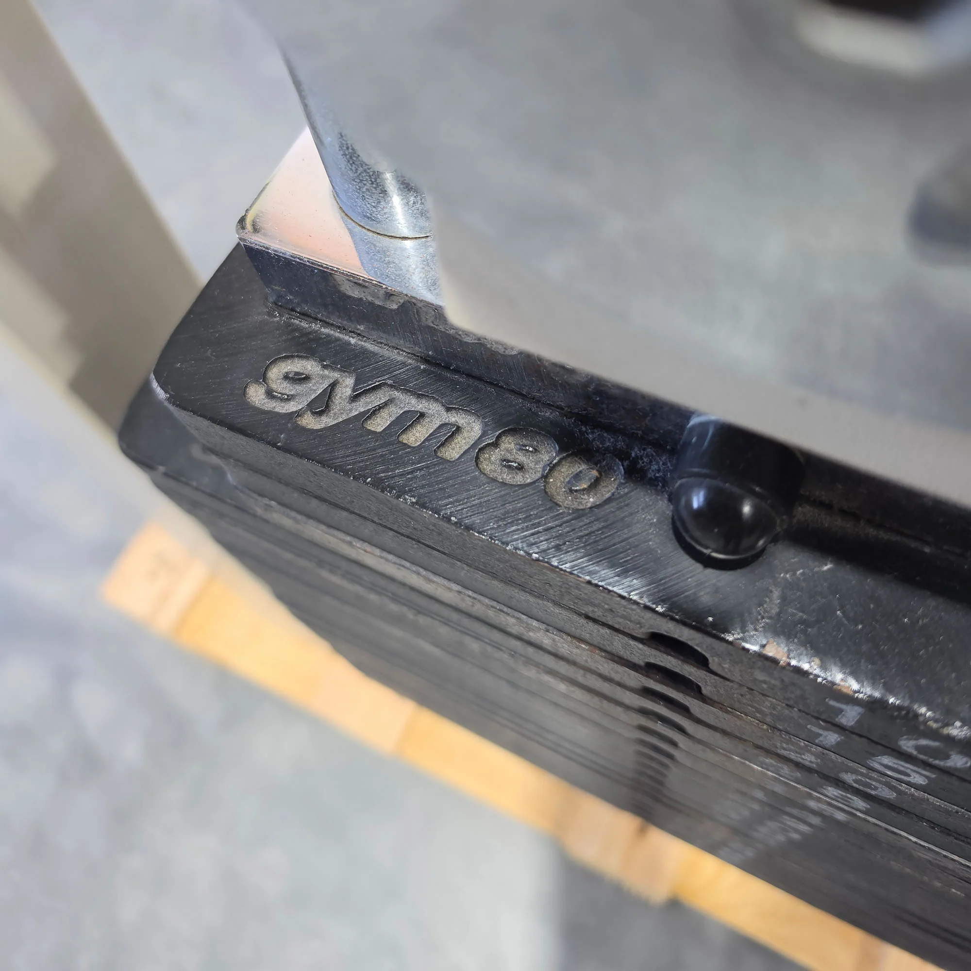 Gym80 - 2er Set = Abduktoren und Adduktorenmaschine, Oldschool Edition oder Classic Line, Hip Abduction und Hip Adduction Set, Rahmenfarbe Weiß, gebraucht mit Gebrauchsspuren - Image 10