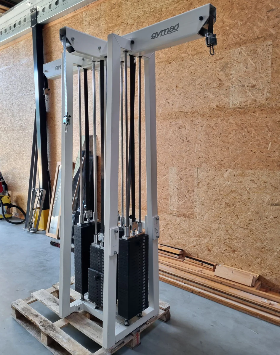 Gym80 - 4 Stationenturm mit Gurtband, 4 Stack Multi Station, große Gewichtsblöcke, Rahmenfarbe Weiß, Polsterfarbe Türkis, gebraucht - überholter Zustand - Image 2