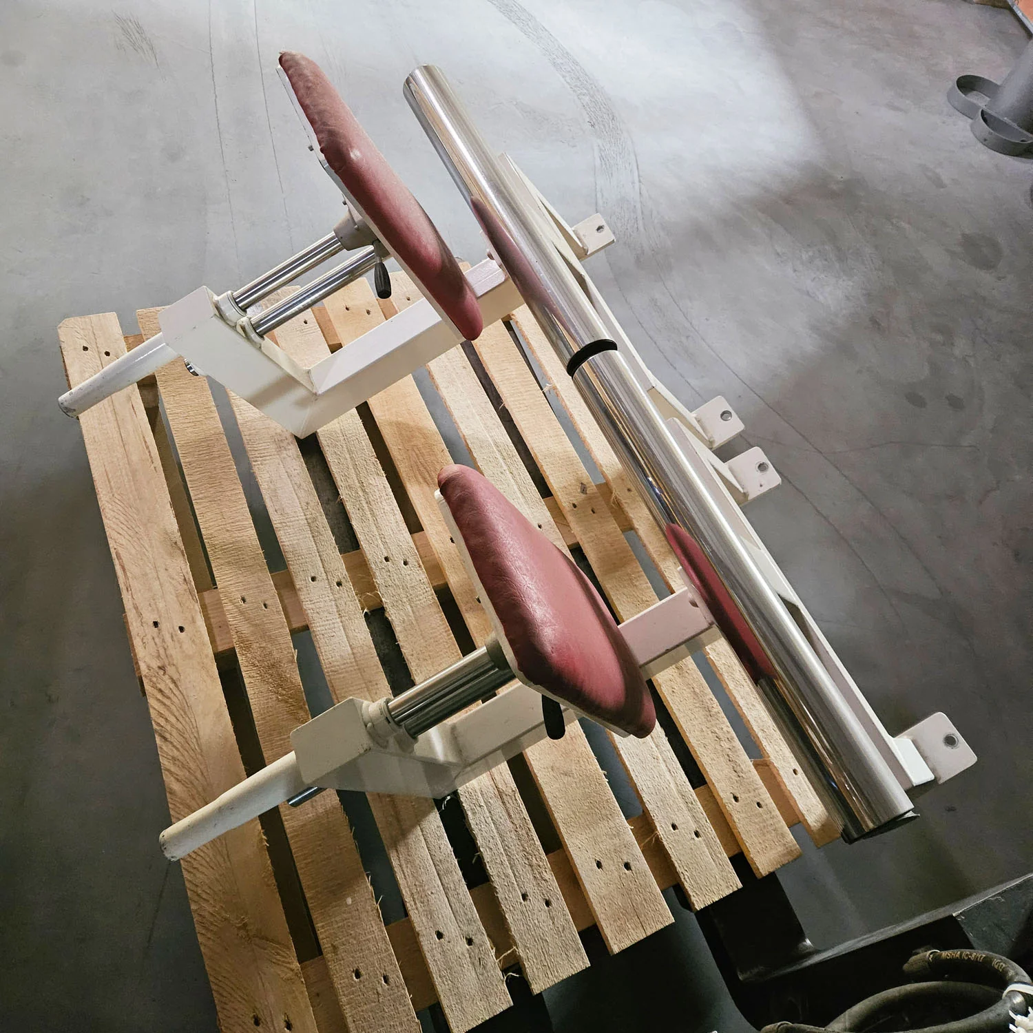 Gym80 - 4 Stationenturm mit Seilen, 4 Stack Multi Station, große Gewichtsblöcke, Rahmenfarbe Weiß, gebraucht - geprüfter Zustand mit optischen Gebrauchsspuren - Image 8