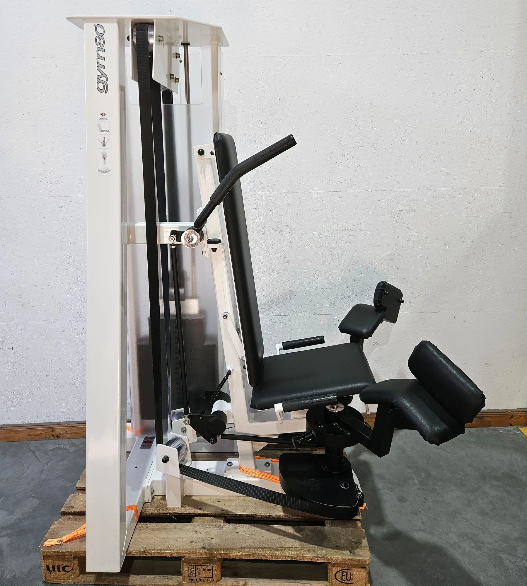 Gym80 Adduktorenmaschine, Hip Adductor, sitzend, Oldschool Bodybuilding Kraftgerät - Edition Line mit Verkleidung, Rahmen Weiß, gebraucht - geprüfter Zustand - Image 4