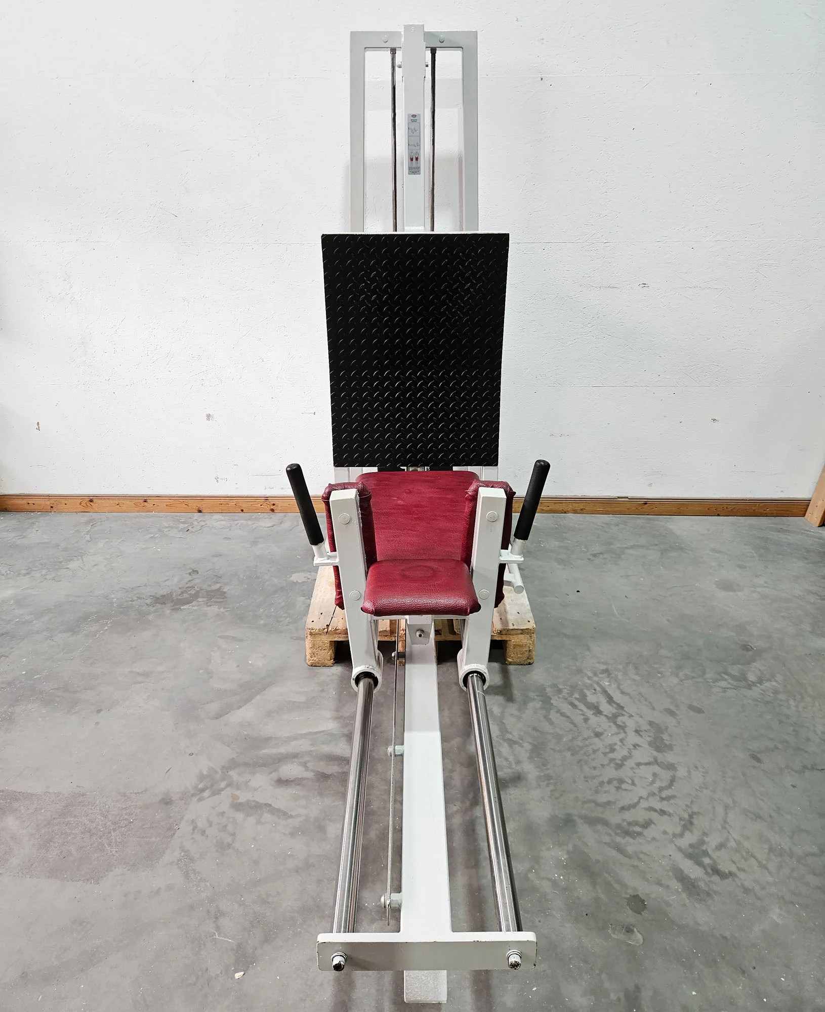 Gym80 Beinpresse liegend, Leg Press lying, 213kg Gewichtsblock, Oldschool Bodybuilding Kraftgerät - Rahmenfarbe Weiß, gebraucht mit Gebrauchsspuren - Image 2