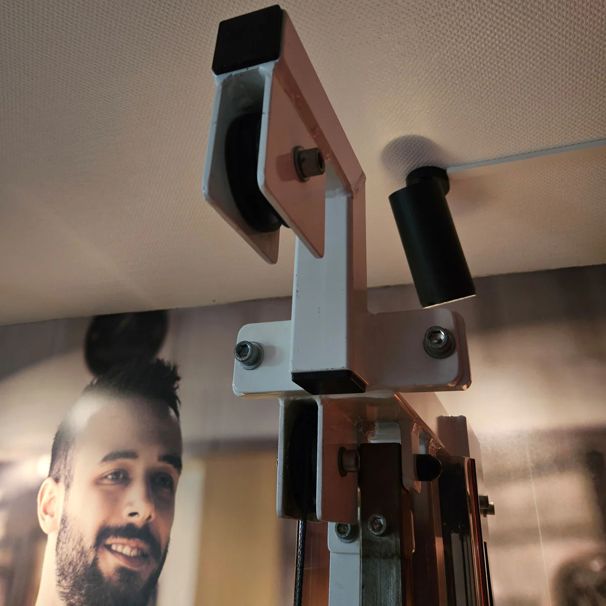 Gym80 Kabelzug höhenverstellbar, zwei Auszüge, Seilzug, Zugapparat 55kg, Rahmenfarbe Weiß, gebraucht - geprüfter Zustand mit Gebrauchsspuren - Image 6