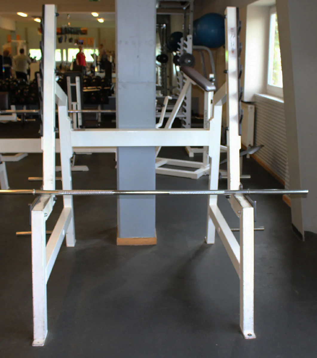 Gym80 Kniebeugeständer, Olympic Squat Rack, Edition Line, Rahmen Weiß, gebraucht - überholter Zustand - Image 2