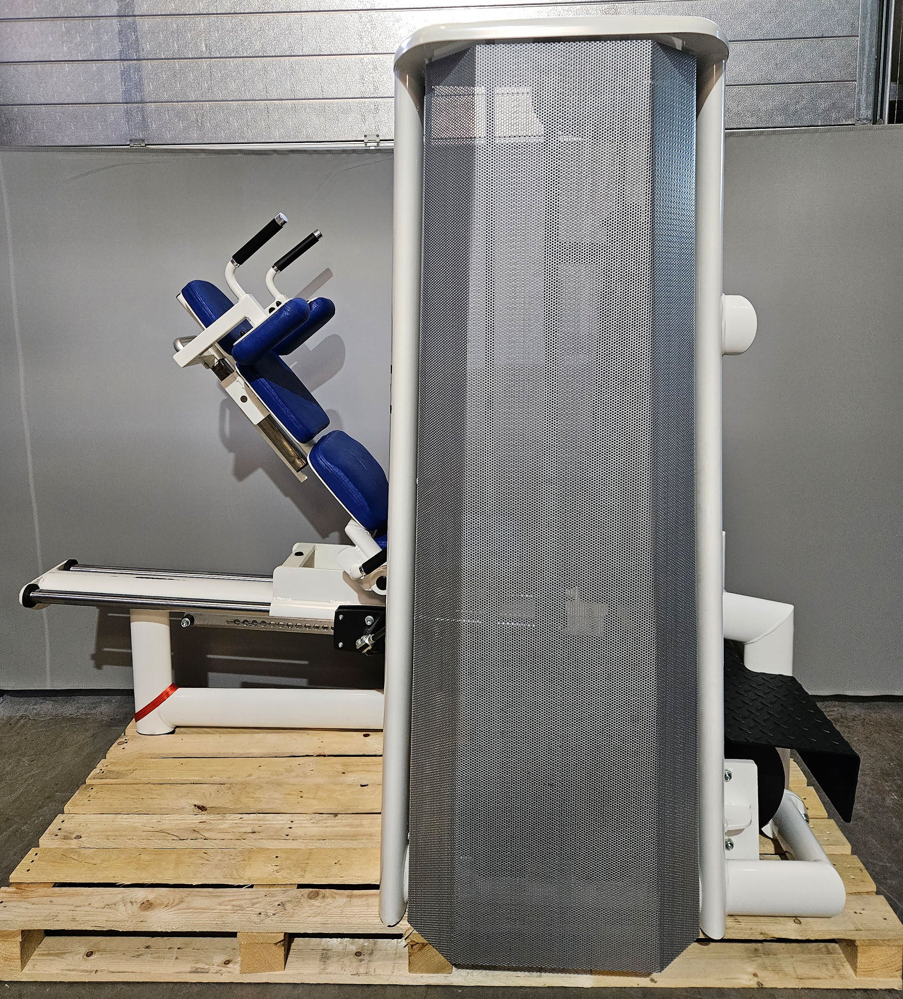 Gym80 Med80 3283 Funktionsstemme sitzend - liegend, 180kg Gewichtsblock, Beinpresse verstellbar, Farbe Weiß, gebraucht - überholter Zustand - Image 5