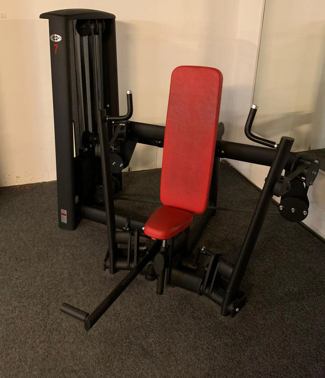 Gym80 Sygnum - 20 Kraftgeräte, 17 Bänke, Ständer, Ablagen etc - Gerätepark, Matt-Schwarz Sonderfarbe, gebraucht - Neuwertig - Image 11