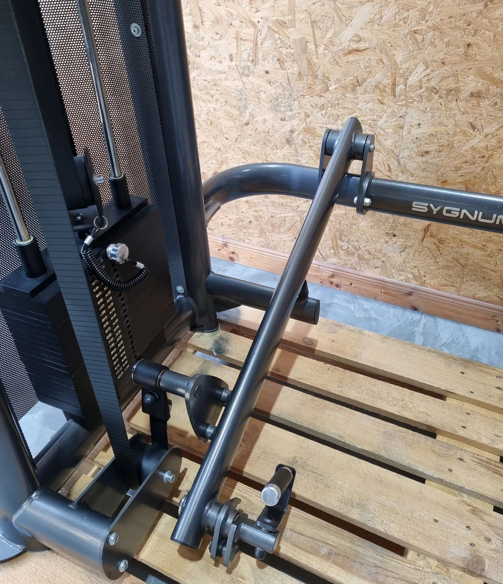 Gym80 Sygnum Dual 4401 FTM Deadlift Maschine, Kreuzheben Maschine mit 2x 105kg Gewichtsblöcken Stack Weight, gebrauchter - überholter Zustand - Image 4