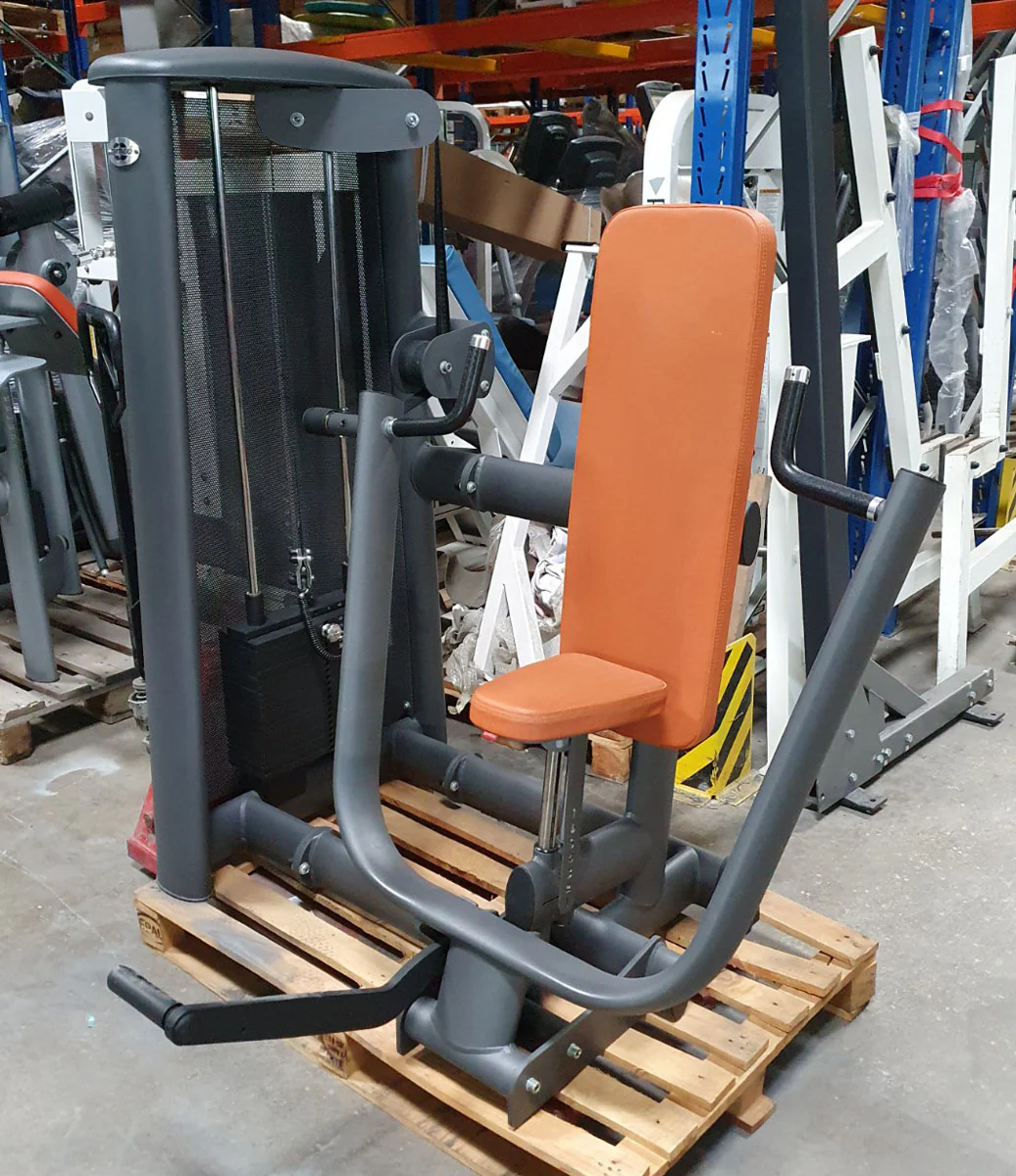 Gym80 Sygnum Einzelgeräte z.B. Kabelzug, Beinstrecker, Latzug, Brustpresse, Gluteus, Seilzug, Drückerbank, Bänke verstellbar Basic, Rückenstrecker etc, gebraucht - Image 9