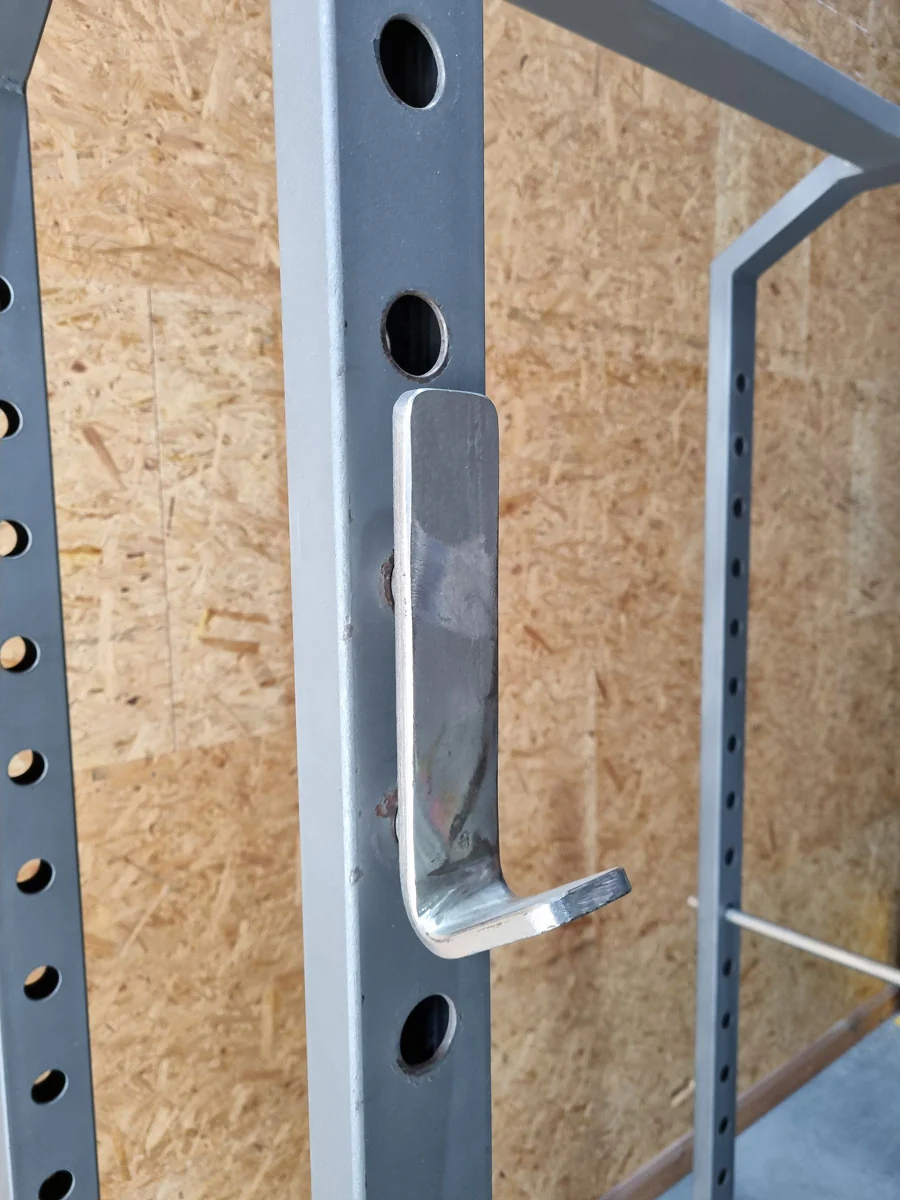 Gymleco Power Rack 149 mit J-Hooks und Notablagen, Rahmenfarbe Silber, gebraucht - geprüfter Zustand - Image 4