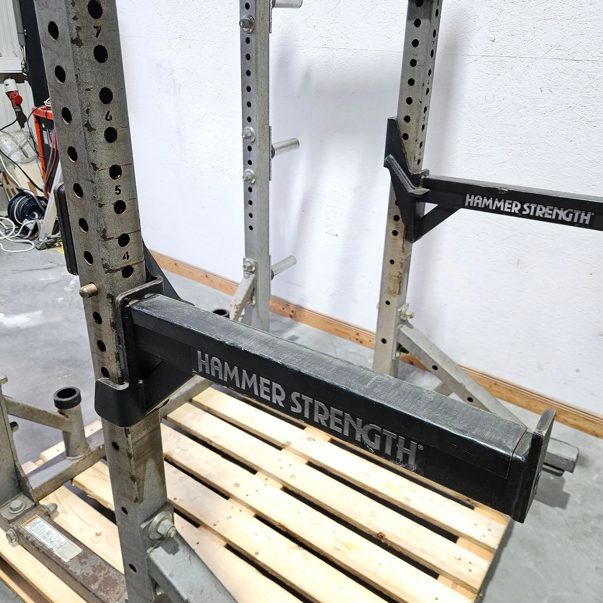 Hammer Strength HD Athletic Half Rack, Farbe Silber, gebraucht - geprüfter technischer Zustand mit optischen Gebrauchsspuren - Image 7