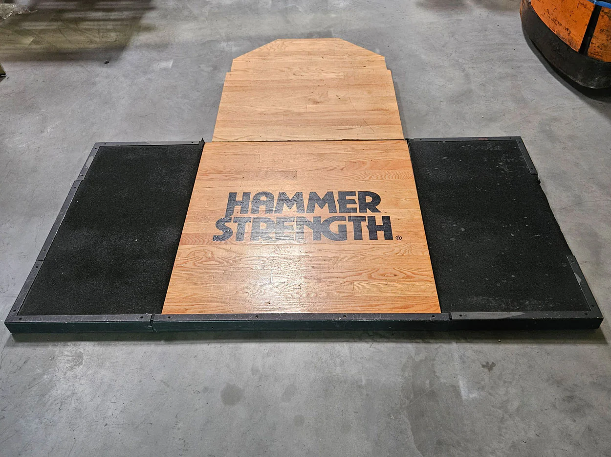 Hammer Strength HD Elite Half Rack mit Holzboden und Pull Up Bar, Rahmenfarbe Schwarz, gebraucht - überholter Zustand - Image 12