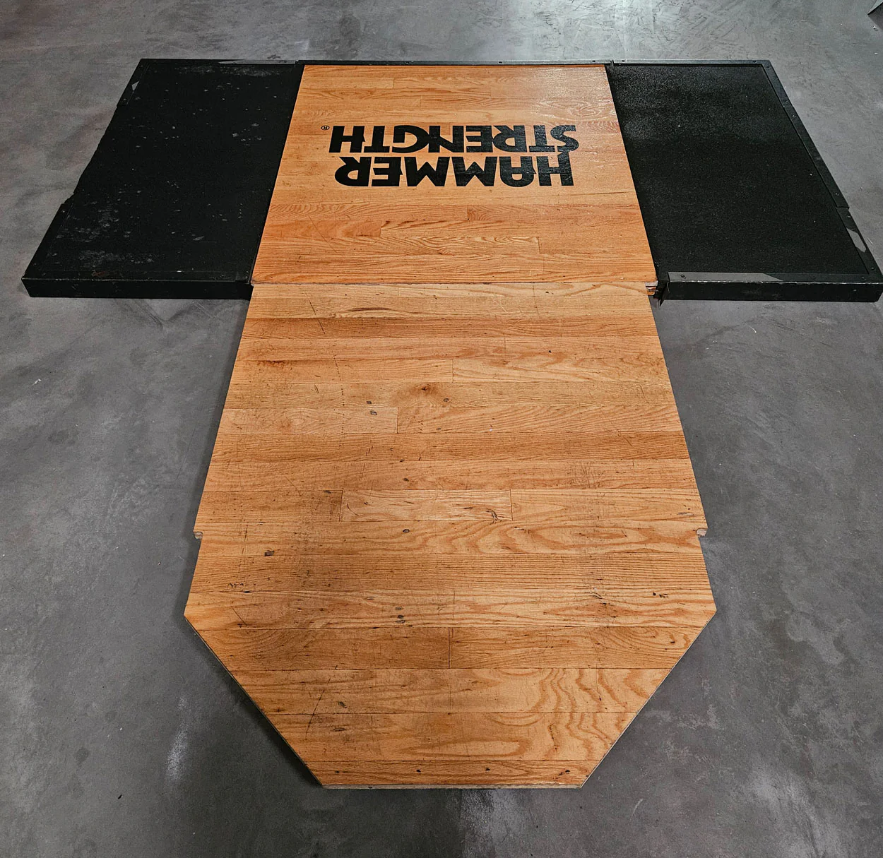 Hammer Strength HD Elite Half Rack mit Holzboden und Pull Up Bar, Rahmenfarbe Schwarz, gebraucht - überholter Zustand - Image 14