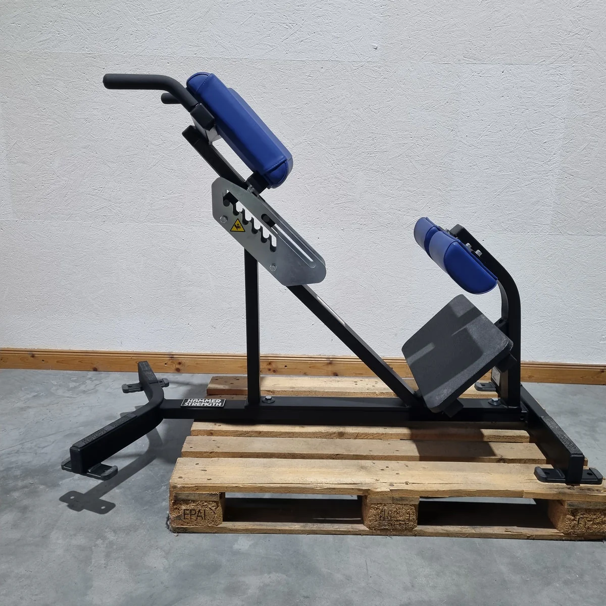 Hammer Strength Hyperextension 45° Rückenstreckerbank verstellbar, Back extension BW-BE, Rahmenfarbe Schwarz, Polsterfarbe Blau, gebraucht - überholter Zustand - Image 2