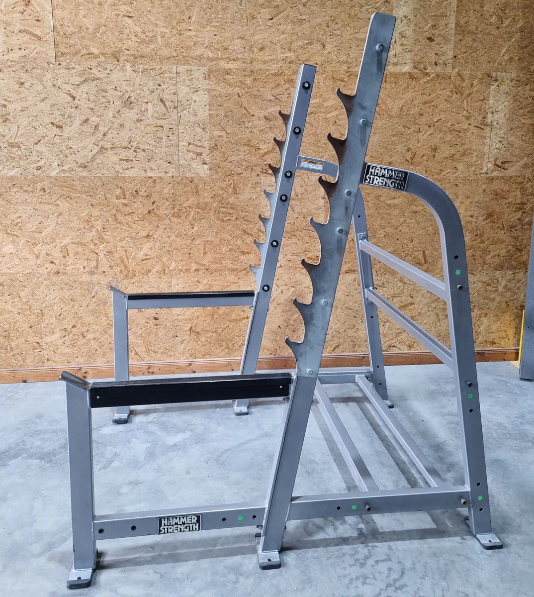Hammer Strength Kniebeugenständer, Olympic Squat Rack O-SR, Rahmenfarbe Silber, gebraucht - überholter Zustand - Image 5