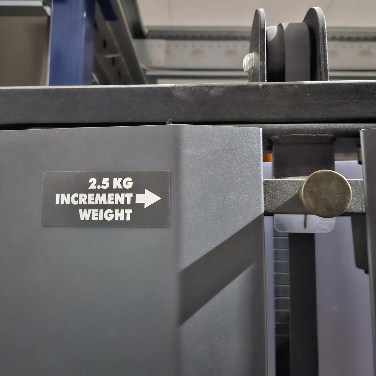 Hammer Strength MTS V-Squat, Kniebeugenmaschine Squats - Rahmenfarbe Schwarz, gebraucht - überholter Zustand - Image 10
