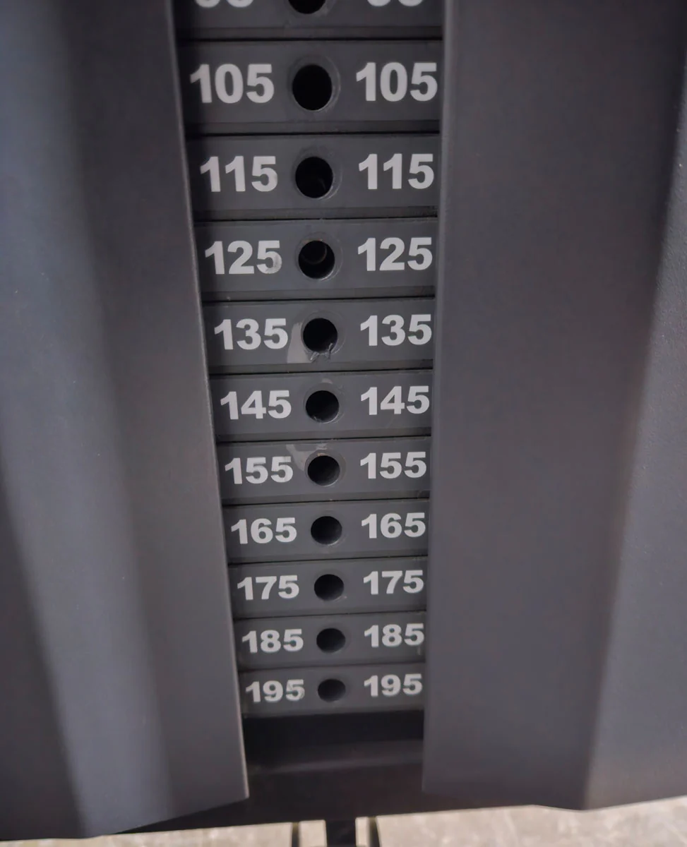 Hammer Strength MTS V-Squat, Kniebeugenmaschine Squats - Rahmenfarbe Schwarz, gebraucht - überholter Zustand - Image 11