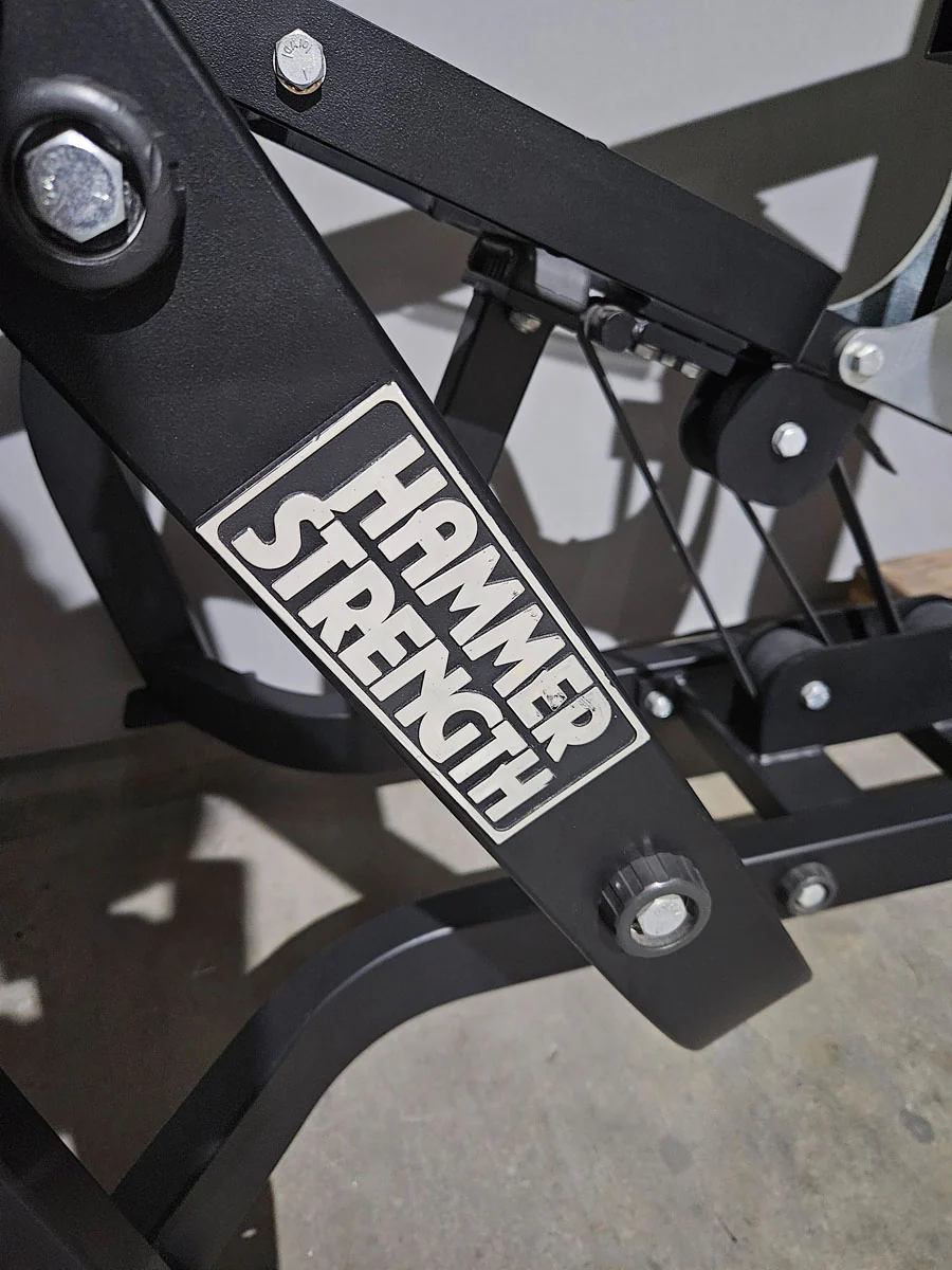 Hammer Strength MTS V-Squat, Kniebeugenmaschine Squats - Rahmenfarbe Schwarz, gebraucht - überholter Zustand - Image 8