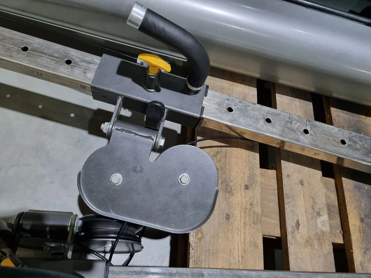 Hoist PTS 3D Multipresse mit Kabelzug Crossover, Max Rack Smith Machine with Cable Crossover, Dual Adjustable Pulley DAP, Rahmenfarbe Silber, gebrauchter - überholter Zustand - Image 13