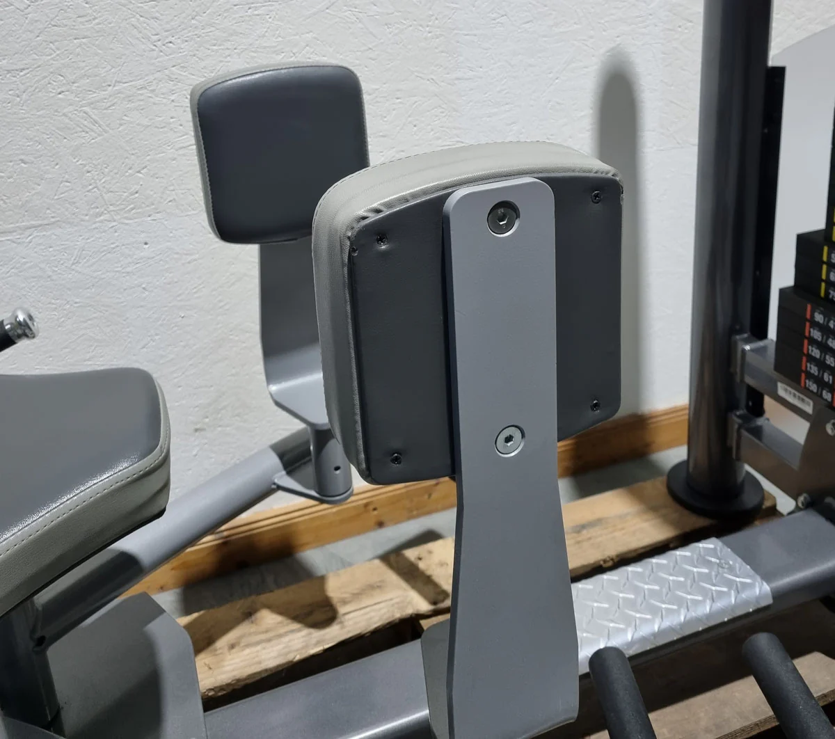 Impulse Fitness Abduktoren und Adduktoren 2 in 1 Kombimaschine - Hip Abduction and Hip Adduction, Rahmenfarbe Grau-Anthrazit, gebraucht - überholter Zustand - Image 4