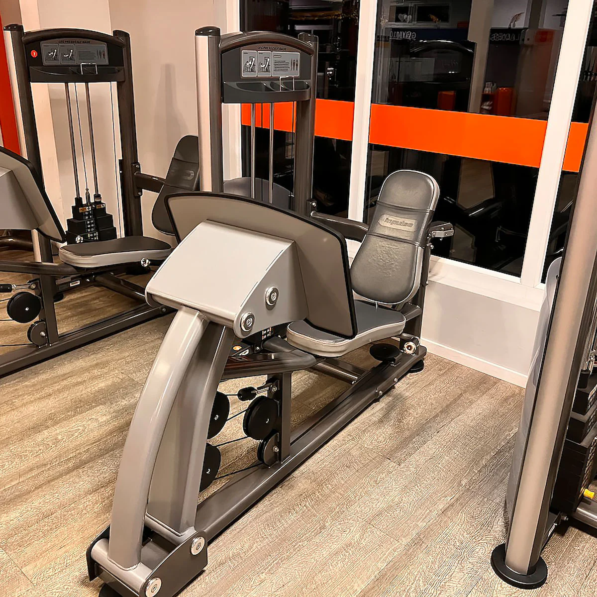 Impulse Fitness Beinpresse horizontal, Rahmenfarbe Grau-Anthrazit, gebrauchter - überholter Zustand - Image 11