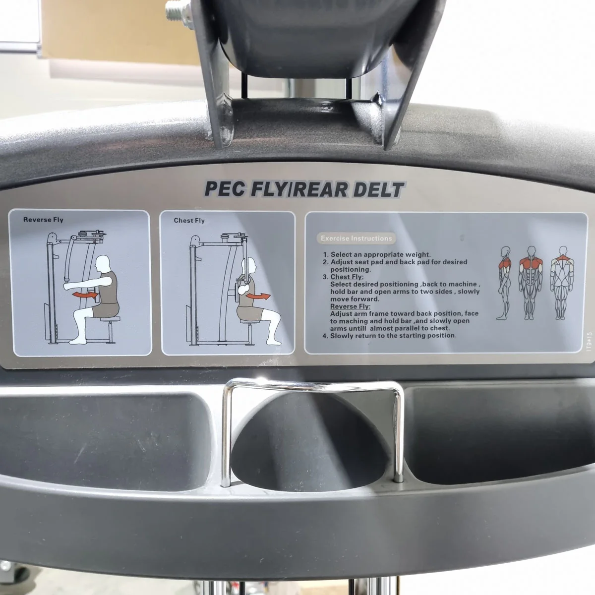 Impulse Fitness Butterfly und Butterfly Reverse 2 in 1 Kombimaschine, Pec Fly and Lat-Press-Back Machine, Rahmenfarbe Grau-Anthrazit, Polsterfarbe Grau-Anthrazit, gebraucht - überholter Zustand - Image 11