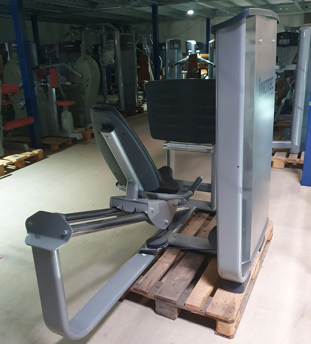 Inotec Beinpresse, Leg Press, Rahmenfarbe Silber, Polsterfarbe Schwarz, gebraucht - überholter Zustand - Image 4