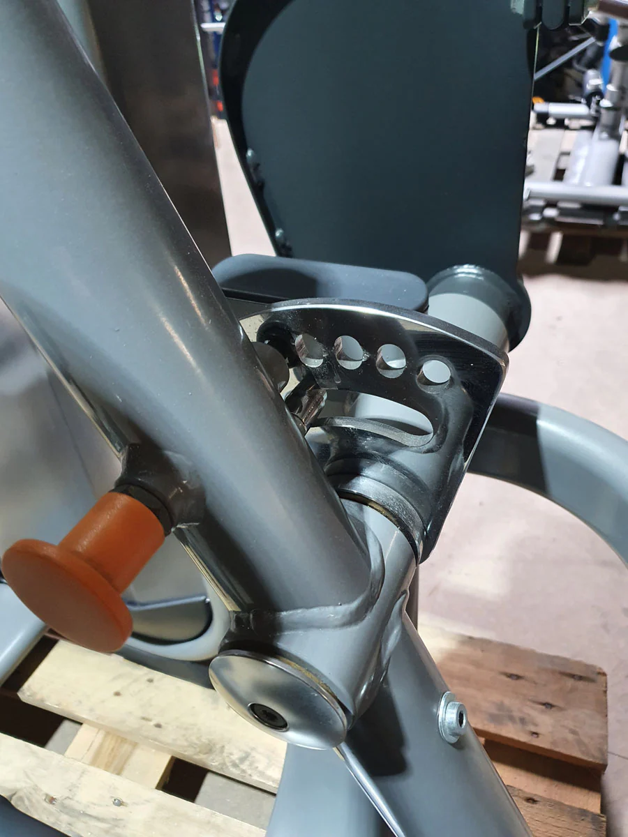 Inotec Rückenstreckermaschine, Hyperextension, Back Extension, Rahmenfarbe Silber, Polsterfarbe Schwarz, gebraucht - überholter Zustand - Image 6