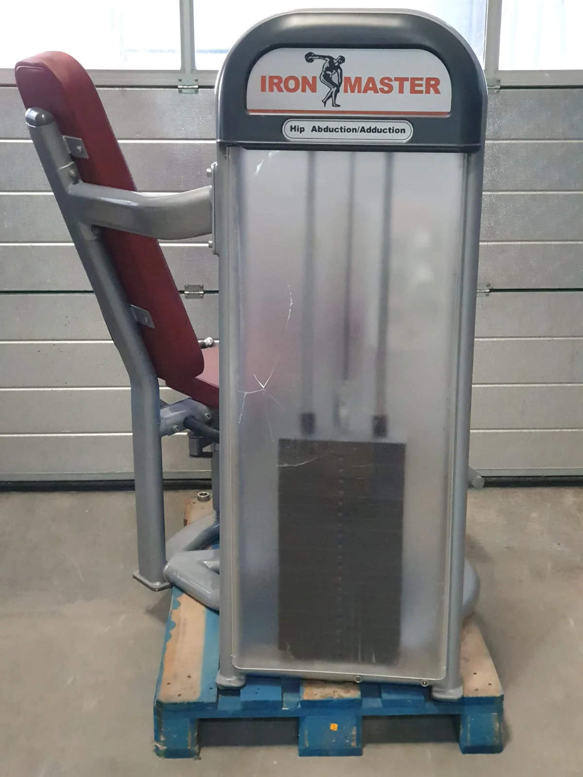 Iron Master Abduktoren Adduktoren 2 in 1-Kombimaschine, Rahmenfarbe Silber, Polsterfarbe Rot, gebraucht - überholter Zustand - Image 3