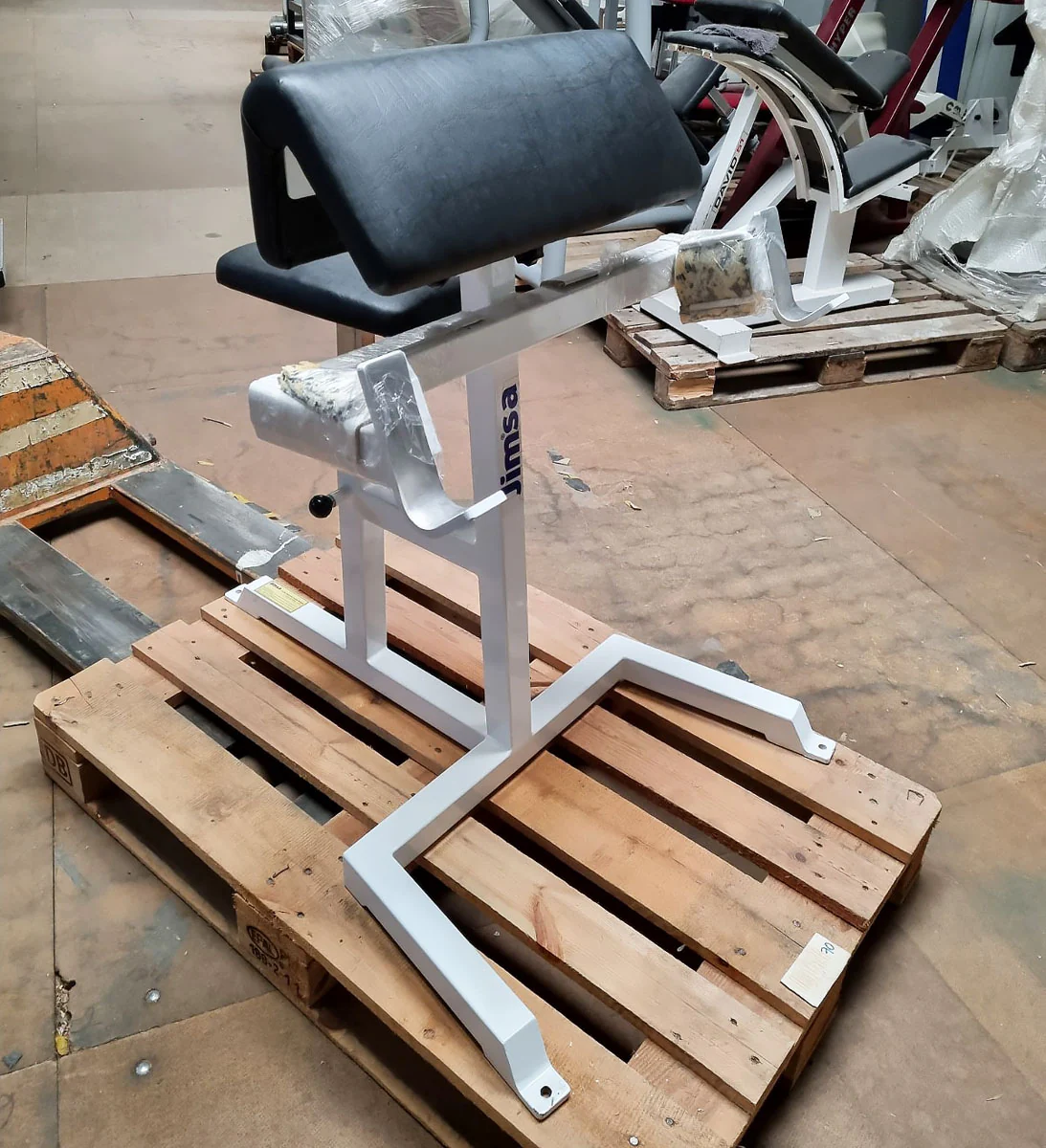 Jimsa Scottcurl Bank, Scott bench, Bizeps Trainingsbank, Rahmen Weiß, Polster Schwarz, Ausstellungsstück - guter Zustand - Image 2