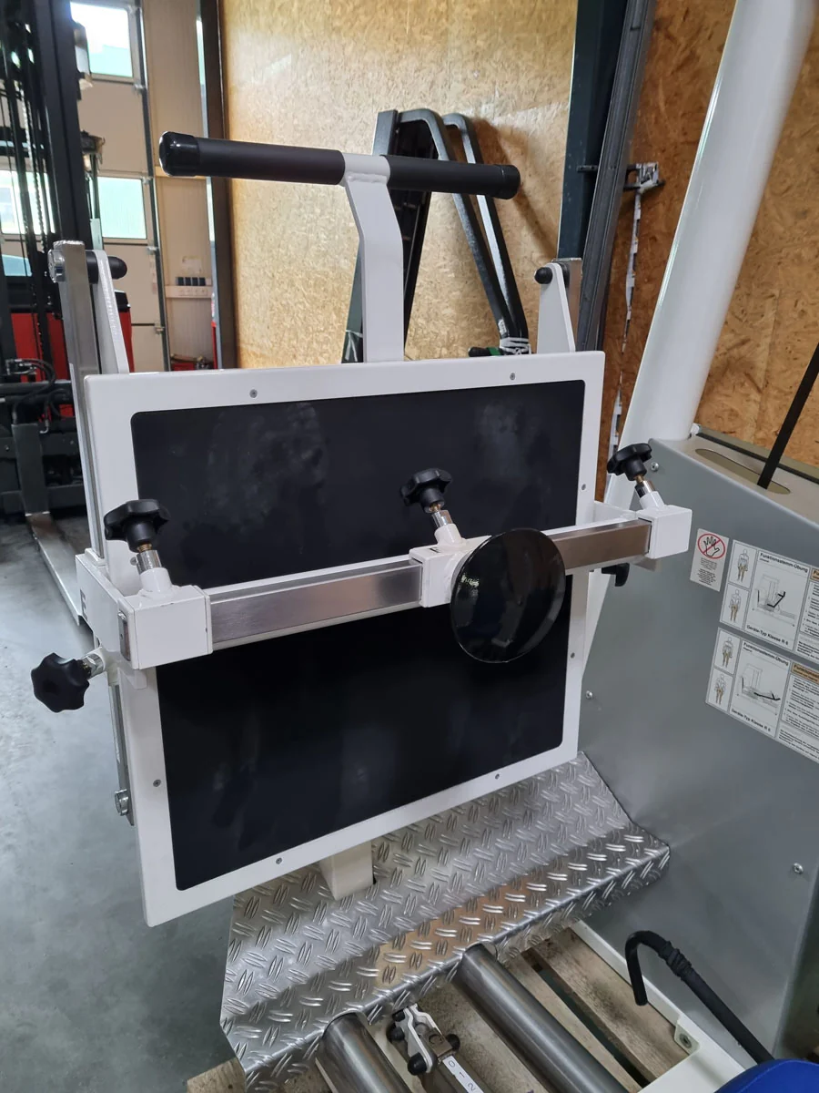Kaphingst Funktionsstemme, verstellbare Beinpresse, mit Kippkreisel, MPG, Rahmenfarbe Weiß, Polsterfarbe Blau, gebraucht - überholter Zustand - Image 10