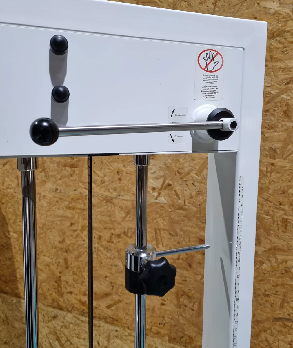 Kaphingst Funktionsstemme, verstellbare Beinpresse, mit Kippkreisel, MPG, Rahmenfarbe Weiß, Polsterfarbe Türkis, gebraucht - überholter Zustand - Image 8