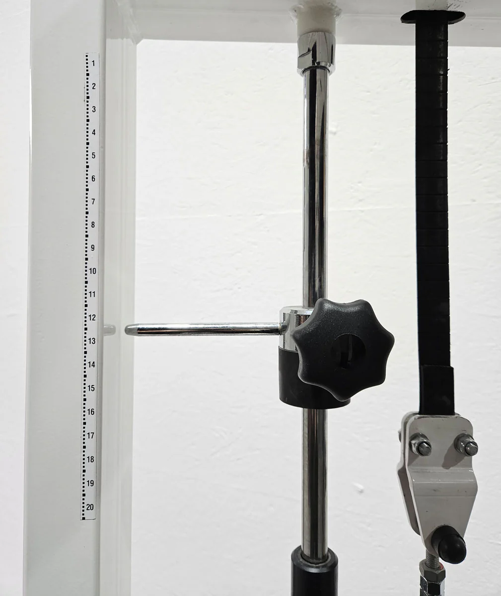Kaphingst Haltungs und Bruststabilisator, Butterfly und Butterfly Reverse - 2 in 1 Kombimaschine, MPG, Fly and Rear Delt, Farbe Weiß, gebraucht - überholter Zustand - Image 14