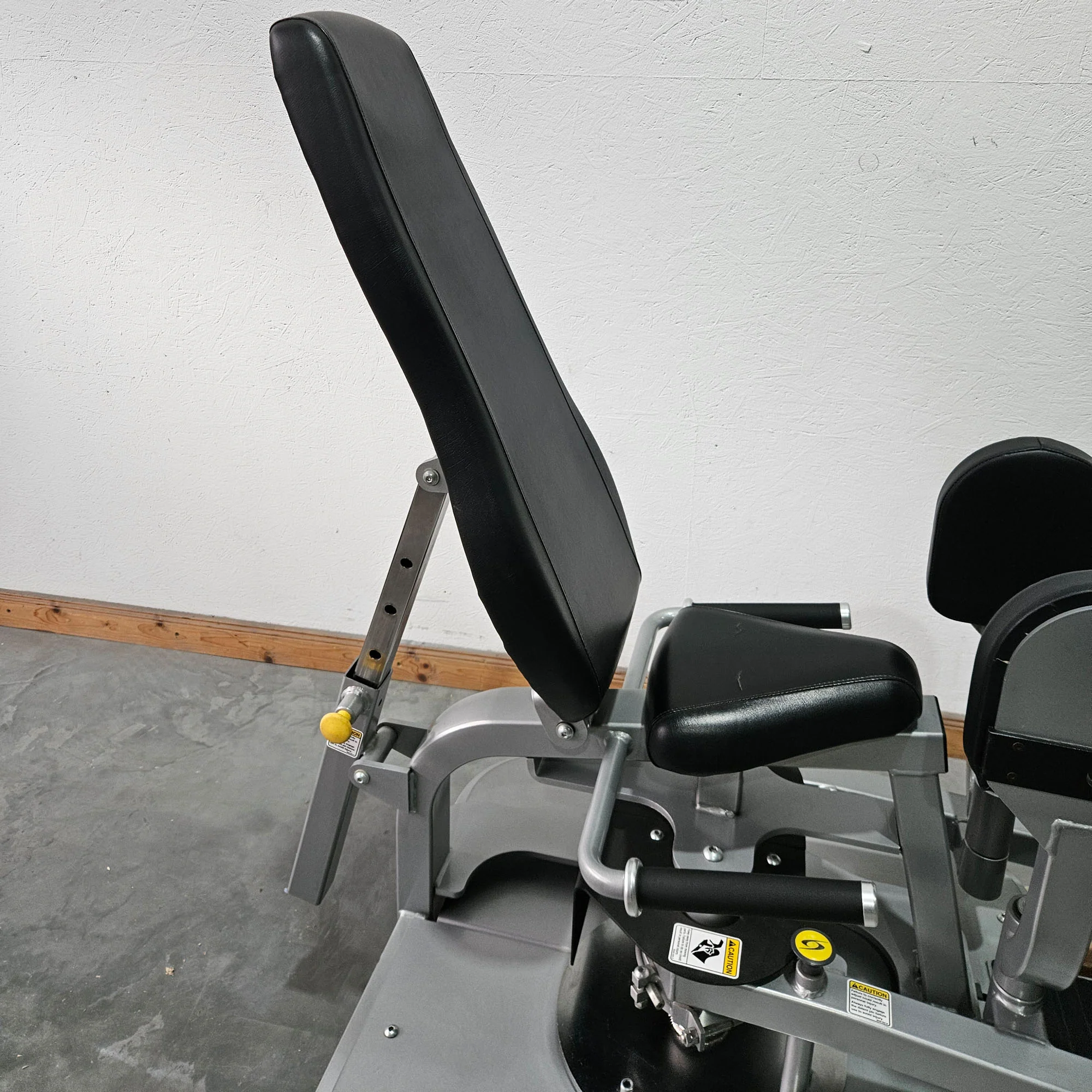 Cybex Eagle Abduktoren und Adduktoren Kombimaschine 2 in 1 - Hip Abduction and Hip Adduction, Rahmenfarbe Silber, Polsterfarbe Schwarz, gebraucht - überholter Zustand - Image 9