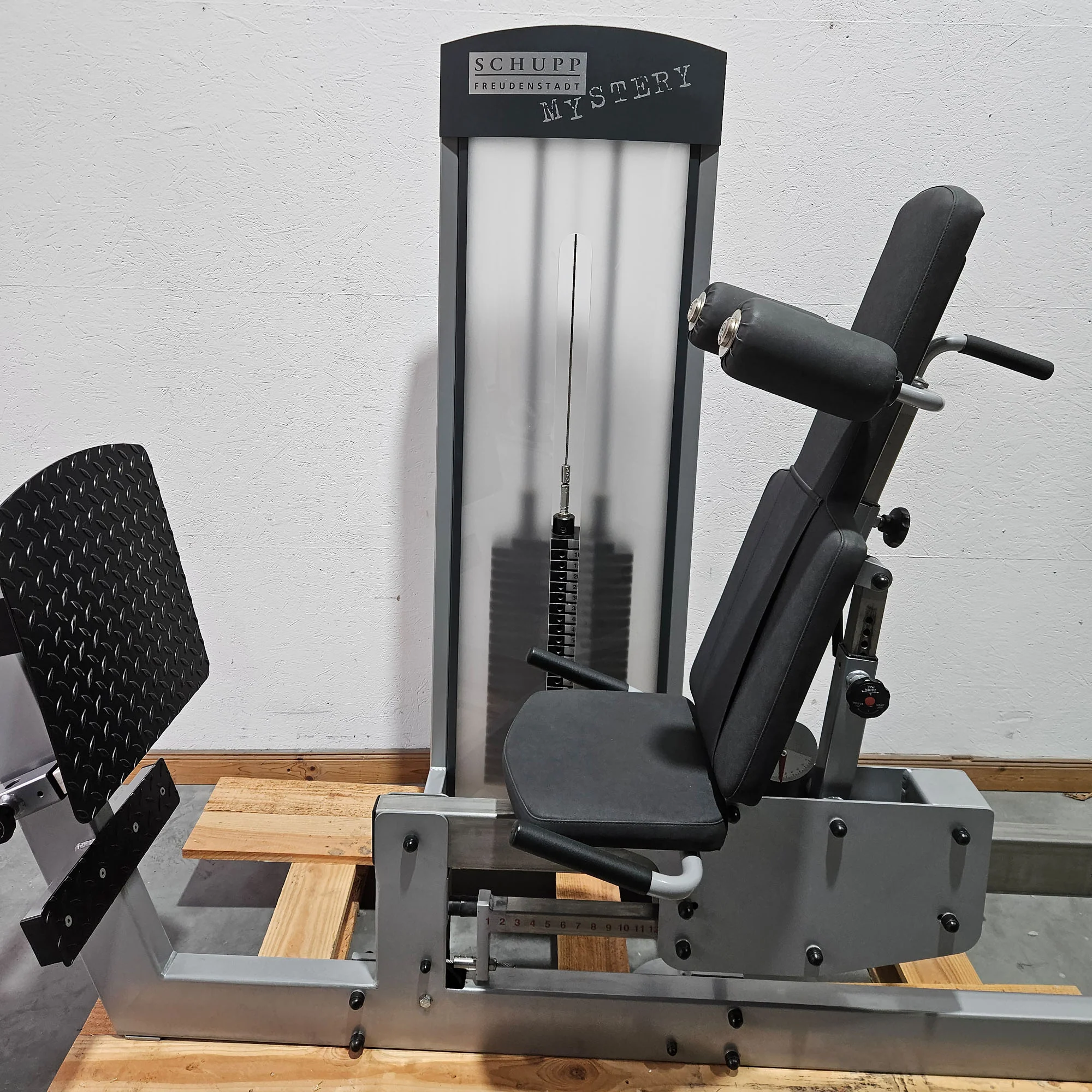 Schupp Mystery Funktionsstemme Kombi Sitzend-Liegend,  Beinpresse verstellbar, Rahmen Silber-Grau, gebraucht - überholter Zustand - Image 13