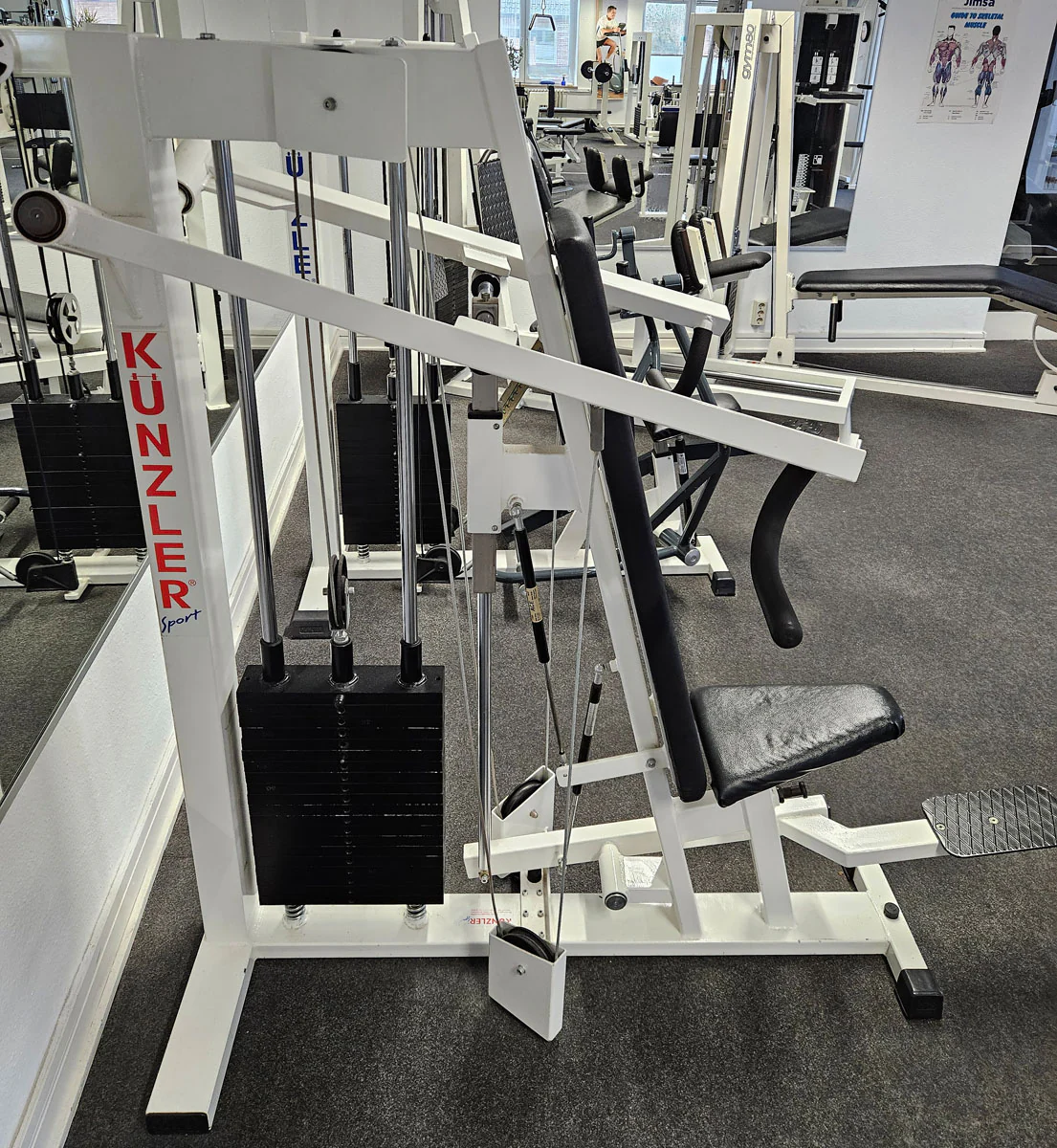 Künzler Schulterpresse Bilateral, Overheadpress, Shoulder Press, Einstiegshilfe, Oldschool Bodybuilding Kraftgerät, Rahmenfarbe Weiß, gebraucht und geprüft mit Gebrauchsspuren - Image 4