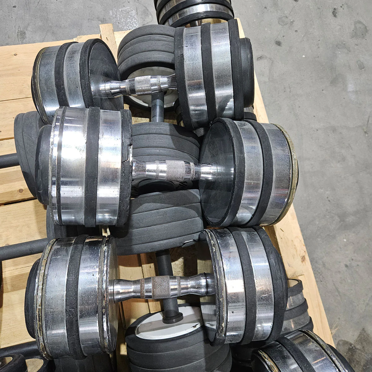 Kurzhantelsatz aus Guss bzw Chrom von 40 bis 50kg in 2,5kg Stufen ( 5 Paare ) Oldschool, gebraucht - mit Gebrauchsspuren - Image 7