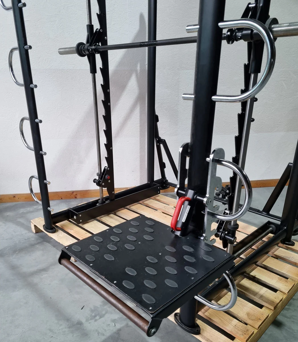 L+K Multi-Rack 272E, 3D Multipresse Rack, Smith Machine, Dips und Klimmzug Möglichkeiten, Rahmenfarbe Schwarz, gebraucht - überholter Zustand - Image 7